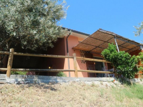 Snug Holiday Home in Castagneto Carducci near Thermal Bath